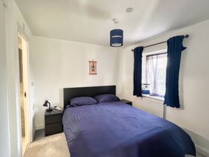 Photo 16- click for photo gallery